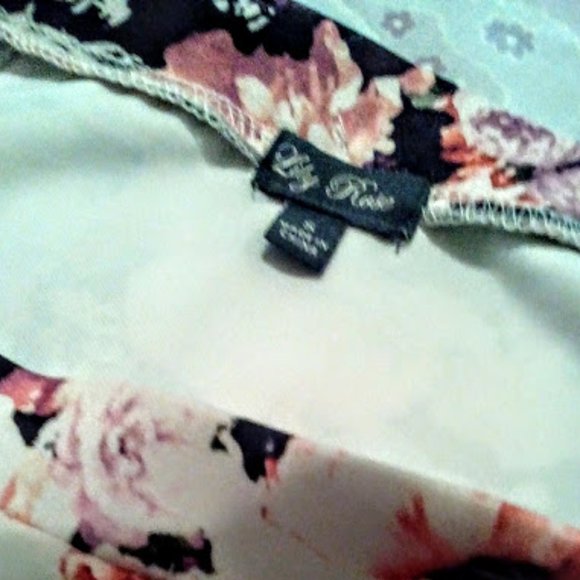 SO PRETTY! Lily Rose Scuba-Fabric Rose Print Circle Skirt, Small - Picture 4 of 8